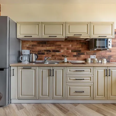 アパート Aparts リヴィウ