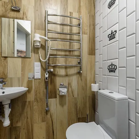 Aparts * リヴィウ